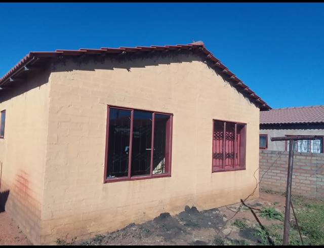 2 BEDROOM HOUSE FOR SALE IN SOSHANGUVE SOUTH